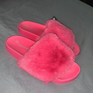 Fluffy Slides
